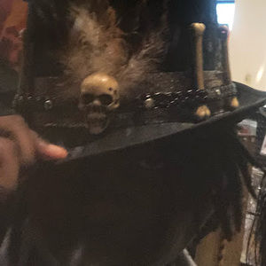 Meet your Posher, Chase